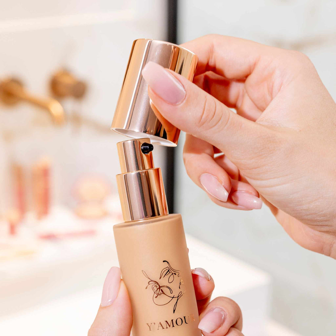 Y'AMOUR makiažo pagrindas, įv. spalvų, 30 ml